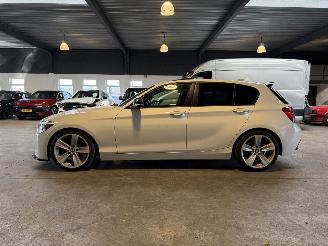 BMW 1-serie 116i picture 2