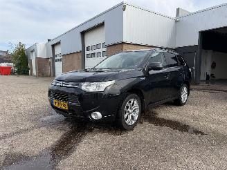  Mitsubishi Outlander 2.0 PHEV 4WD 2014/5
