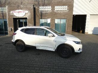 Coche accidentado Nissan Qashqai 1.2 N-Connecta 2018/7