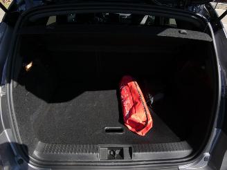 Renault Captur 1.6 E-Tech Hybrid 145 SL Rive Gauche picture 6