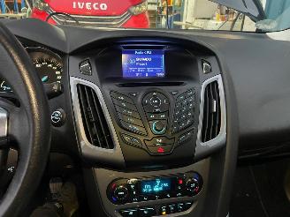 Ford Focus Focus 3 Hatchback 1.0 Ti-VCT EcoBoost 12V 100 (M2DA(Euro 5) picture 12