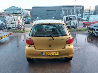 Toyota Yaris Yaris (P1) Hatchback 1.0 16V VVT-i (1SZFE) [50kW] picture 5