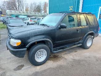 Unfallwagen Ford USA Explorer Explorer (UN105/150) SUV 4.0 V6 4x2 (99EA(V6)) [150kW] 1996/2