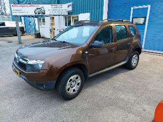 Schadeauto Dacia Duster Duster (HS) SUV 1.6 16V (K4M-690(K4M-F6 2013/2
