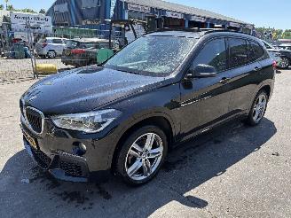 uszkodzony samochody osobowe BMW X1 1.8i sDrive 103KW Clima Navi Pano Camera High Executive M-Pakket Led xenon 2019/1
