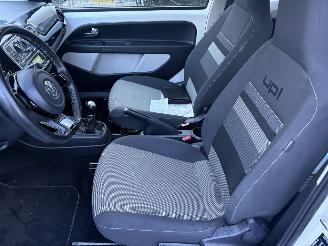 Volkswagen Up! 1.0 44KW High Up Airco picture 7