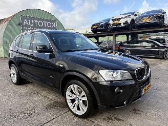Voiture accidenté BMW X3 2.0 Autom. 135KW xDrive Clima Navi Xenon High Executive AWD NAP 2013/1