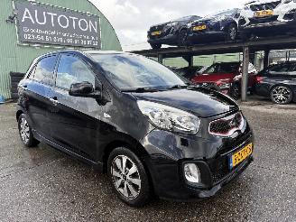 Schadeauto Kia Picanto 1.0 CVVT 51KW Clima Leer Led Xenon X-Treme NAP 2015/2
