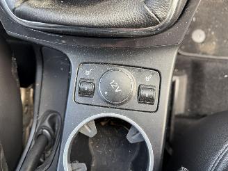 Ford Kuga 1.5 110KW Titanium Plus Clima Navi Camera picture 13