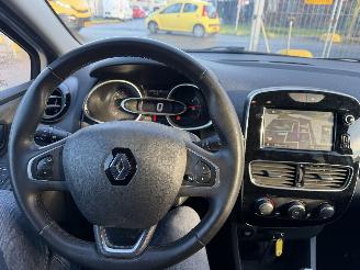 Renault Clio 0.9 TCE 66KW Airco Navi Led Limited picture 10