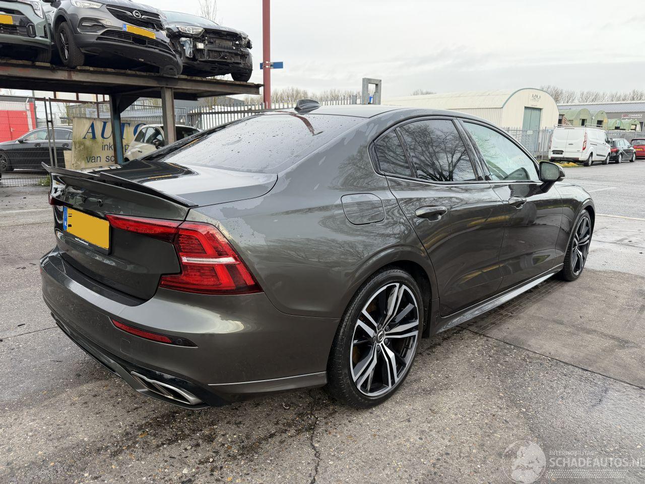 Volvo S-60 2.0 T6 Recharge 253PK Autom. Pano Clima Navi AWD R-Design NAP