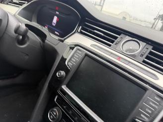 Volkswagen Passat 1.4 GTE 115KW DSG Pano Clima Navi Led Connected Plus Series picture 12