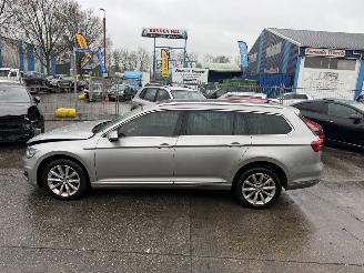 Volkswagen Passat 1.4 GTE 115KW DSG Pano Clima Navi Led Connected Plus Series picture 5