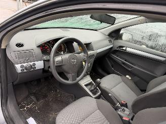 Opel Astra 1.6 77KW Enjoy Airco 5-Drs NAP picture 10