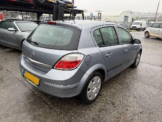 Opel Astra 1.6 77KW Enjoy Airco 5-Drs NAP picture 3