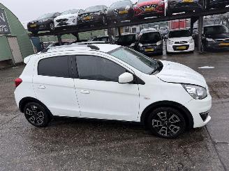 Mitsubishi Space-star 1.2 59KW Airco Navi Connect Pro 5-Drs picture 2