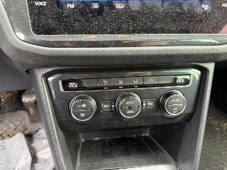 Volkswagen Tiguan 1.5 TSI 96KW Navi Clima Comfortline Led NAP picture 9