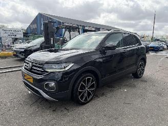 Schadeauto Volkswagen T-Cross 1.0 TSI 85KW Clima Navi Led Xenon 2020/1