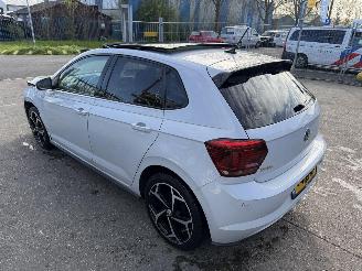uszkodzony samochody osobowe Volkswagen Polo 1.0 TSI 70KW DSG Pano Clima Navi Led Beats 2019/1