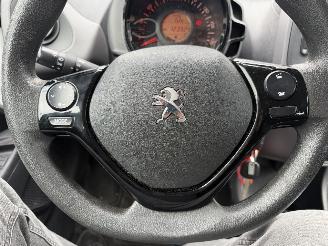 Peugeot 108 1.0 E-VTI 53KW Airco Led Active 5-Drs NAP picture 10