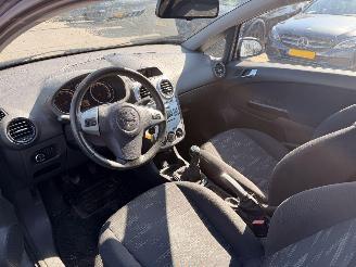 Opel Corsa 1.4-16V 64KW Airco picture 10