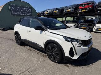 Voiture accidenté Peugeot 3008 1.2 96KW GT Clima Navi Led 360 Camera NAP 2022/5