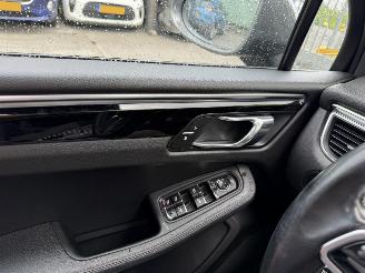 Porsche Macan 3.0 D S 190KW Autom. Pano Clima Navi Camera Led Xenon picture 18