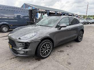 Porsche Macan 3.0 D S 190KW Autom. Pano Clima Navi Camera Led Xenon picture 1