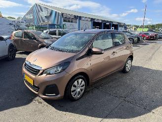 Peugeot 108 1.0 e-VTI 50KW Led Airco 5-Drs Active picture 1