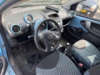 Toyota Aygo 1.0 VVT-I 50KW Airco Led 5-Drs Dynamic Orange 5-Drs NAP picture 5