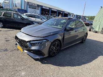 Mercedes A-klasse 180 Autom. 100KW Pano Sfeer Clima Navi AMG Line NAP picture 1
