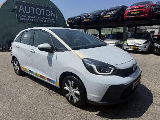 damaged passenger cars Honda Jazz 1.5 e:HEV Autom. Elegance Clima Navi Camera Led NAP 2025/3