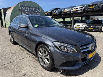 Schadeauto Mercedes C-klasse 250CDI 150KW Autom. 4Matic Clima Navi Led Xenon 2015/3