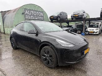 krockskadad bil auto Tesla Model Y 75 kWh Long Range RWD 258KW Pano Clima Navi NAP 2024/12
