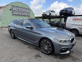 krockskadad bil auto BMW 5-serie 520D 140KW Autom. High Executive Pano Clima Navi Xenon Led 2017/3