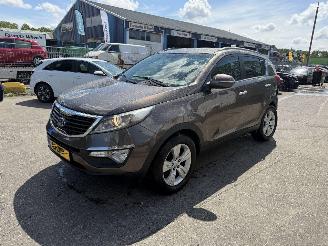 Damaged car Kia Sportage 1.6 GDI 99KW Clima Navi Led Plus Pack NAP 2013/1