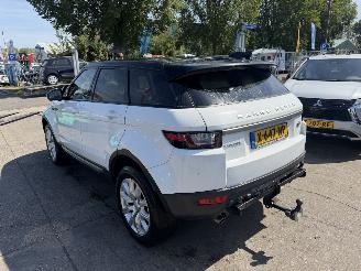 Land Rover Range Rover Evoque 2.0 TD4 110KW Clima Navi Pano Urban Series SE Dynamic picture 4