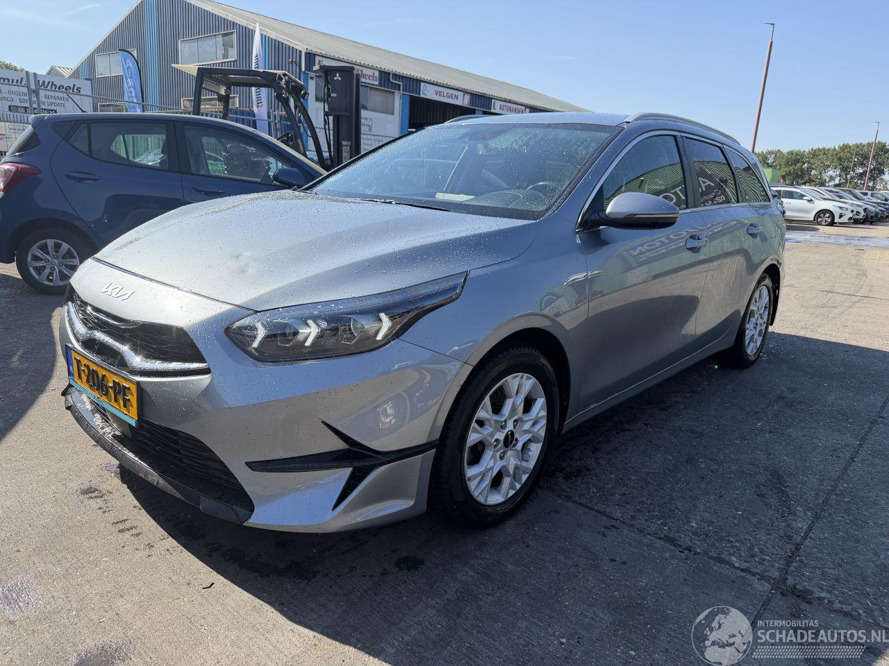 Kia Ceed 1.5 T-GDI 118KW Autom. DynamicPlusLine Navi Clima Led NAP