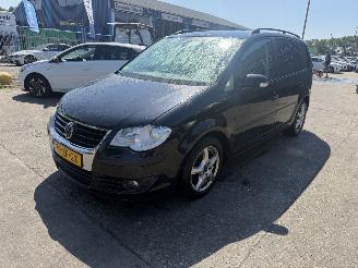 skadebil auto Volkswagen Touran 1.4 TSI 103KW Clima Optive NAP 2008/2