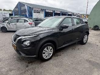 Schadeauto Nissan Juke 1.0 DIG-T 84KW Clima Led Visia NAP 2021/11