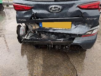 Hyundai Kona 64 kWh EV 150KW Premium Leer Navi NAP picture 12