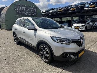 Unfallwagen Renault Kadjar 1.2 TCE Autom. 96KW Pano Clima Navi Camera Led Bose 2018/4