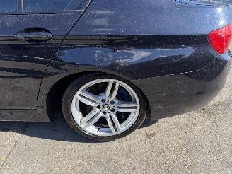 BMW 5-serie 528i 190KW Autom. Clima Navi Leer Xenon Led Executive picture 15
