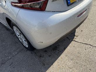 Peugeot 208 1.2 60KW Active Navi Airco 5-Drs picture 14