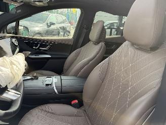 Mercedes EQE SUV 350 91kWh 215KW Pano 4Matic Sport Edition Sfeerverlichting Hud NAP picture 17