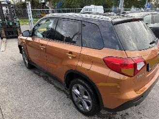 Suzuki Vitara 1.6 88KW Automaat Exclusive Clima Navi NAP picture 3