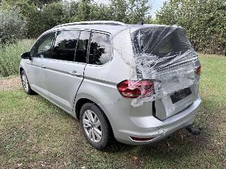 Volkswagen Touran HIGHLINE 5Pers picture 3