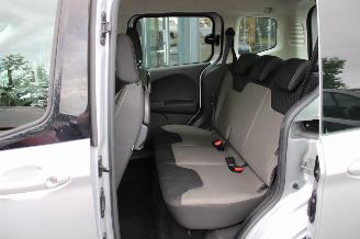 Ford Tourneo Courier 1.0 EcoBoost 75kW Titanium airco cruise achterschade picture 15