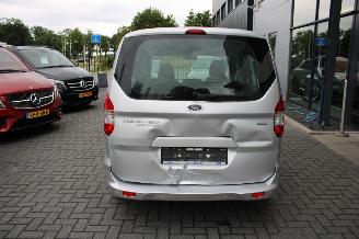 Ford Tourneo Courier 1.0 EcoBoost 75kW Titanium airco cruise achterschade picture 2