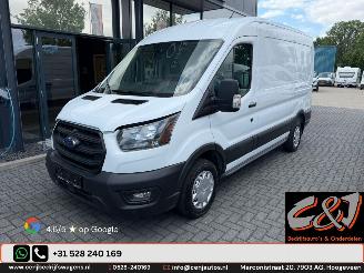 Ford Transit  picture 1